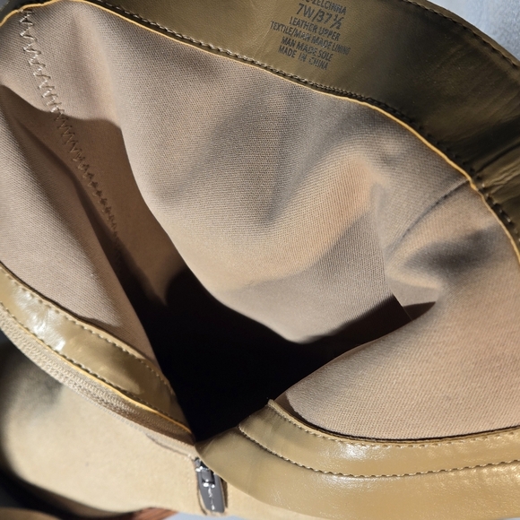 Vince Camuto Mid-Shaft Suede Chunky Heel Boots Women Size 7W Zelcinna Tortilla - Picture 8 of 16